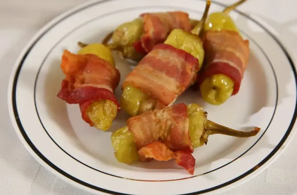 Soulmans bacon wrapped peppers